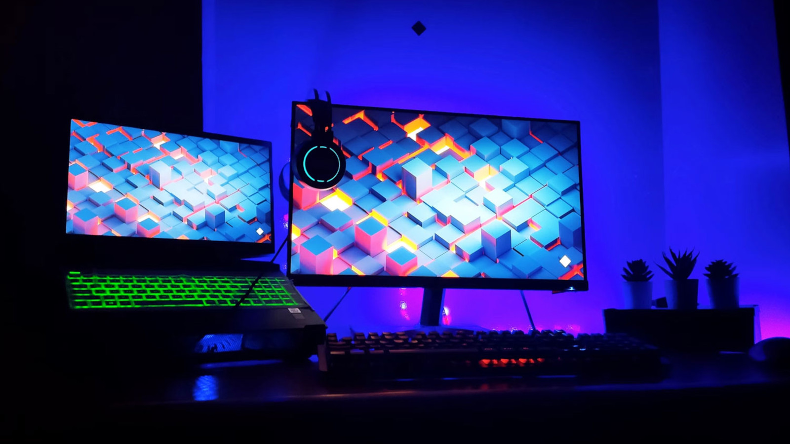 How to use an external monitor with a gaming laptop